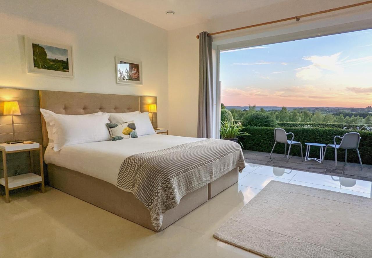 Meadow Cottage Bed & Breakfast Хокхерст Экстерьер фото